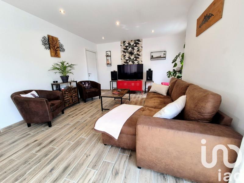 Maison - 99 m² - 5 pièces