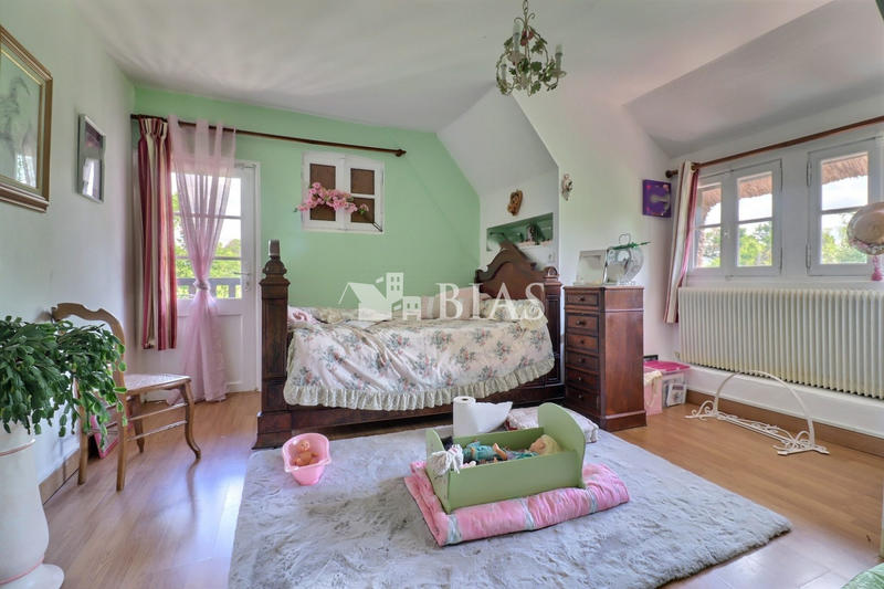 Maison ancienne - 198 m² - 7 pièces