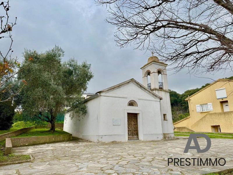 Maison traditionnelle - 69 m² - 3 pièces