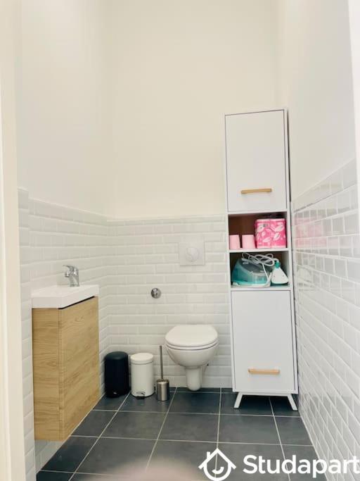 Chambre - 12 m² - 1 pièce