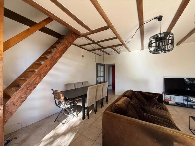 Maison en pierre - 205 m² - 8 pièces