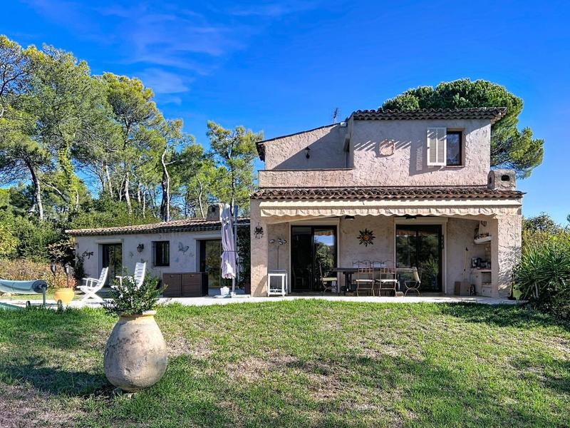 Maison - 150 m² - 4 pièces