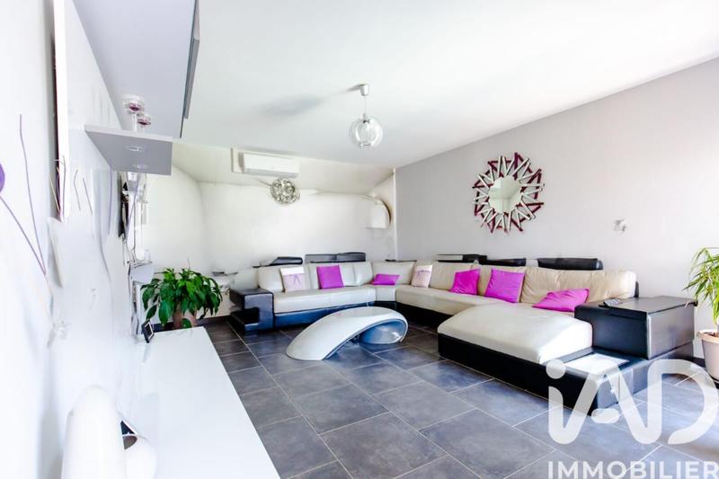 Maison de maîtres - 222 m² - 11 pièces