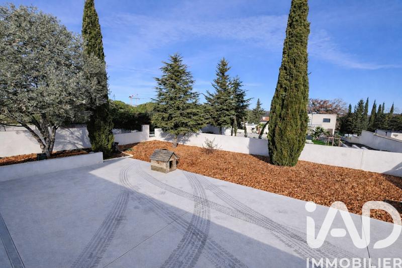 Maison - 280 m² - 7 pièces