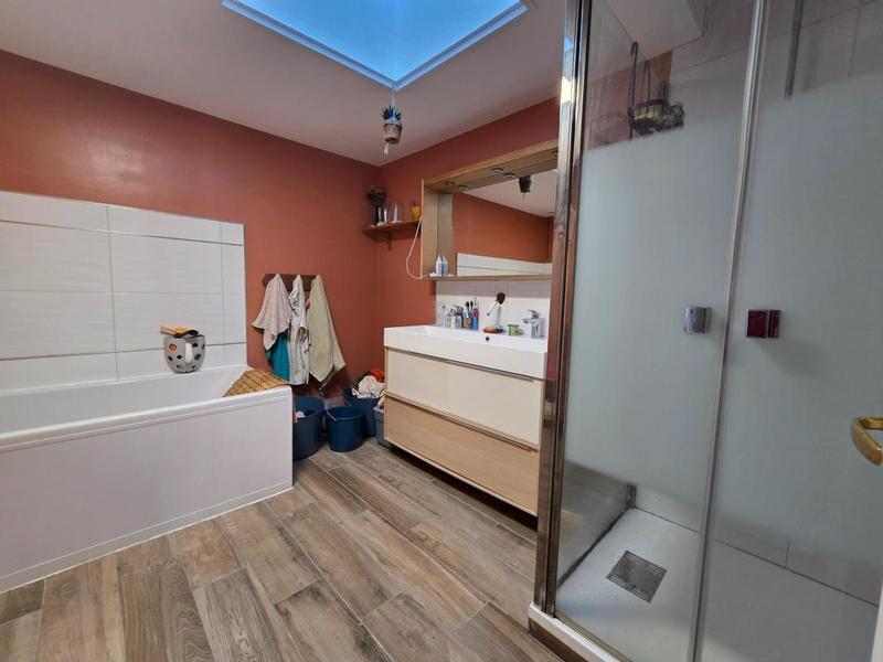 Maison - 140 m² - 6 pièces