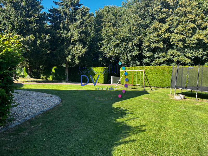 Maison - 340 m² - 11 pièces