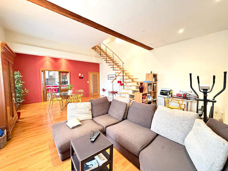 Maison - 141 m² - 6 pièces