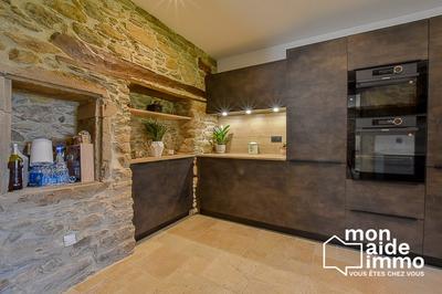 Maison ancienne - 242 m² - 8 pièces