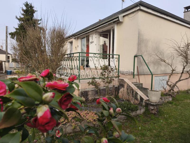 Maison - 95 m² - 5 pièces