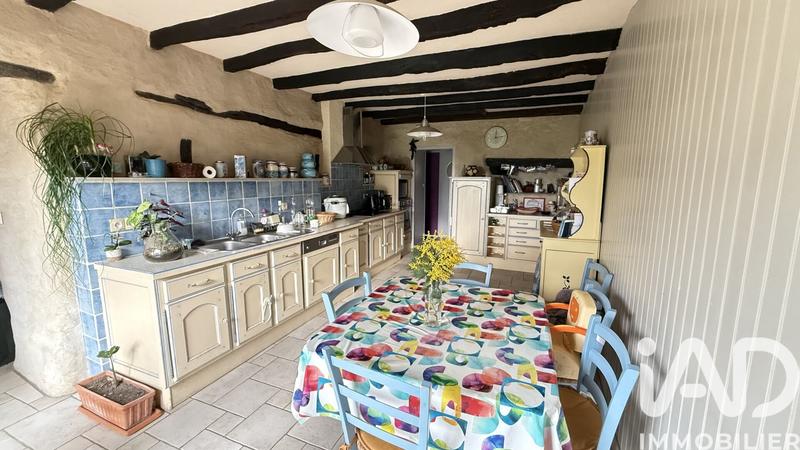 Maison - 271 m² - 10 pièces