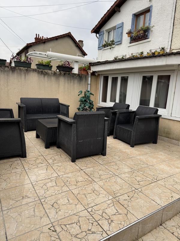 Maison - 89 m² - 6 pièces