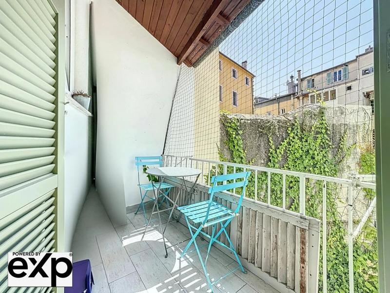 Appartement - 120 m² - 5 pièces