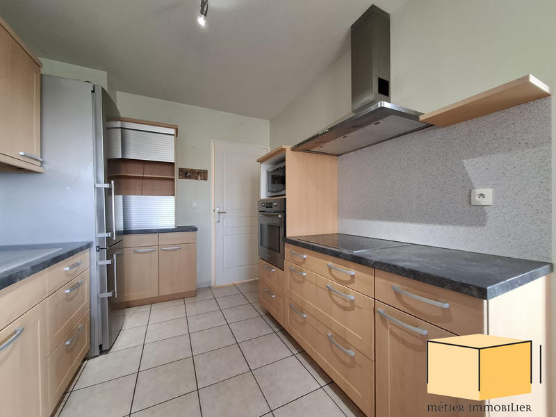 Appartement - 98 m² - 5 pièces