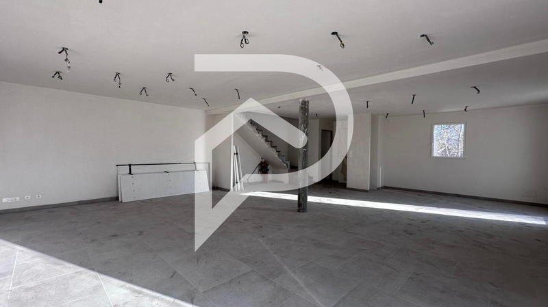 Villa - 160 m² - 4 pièces