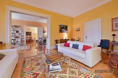 Appartement - 261 m² - 8 pièces