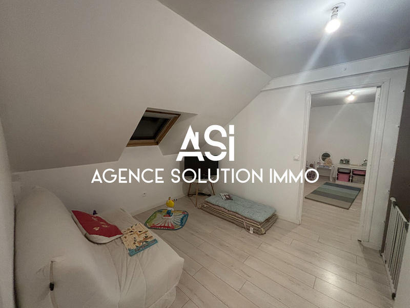 Maison - 212 m² - 6 pièces