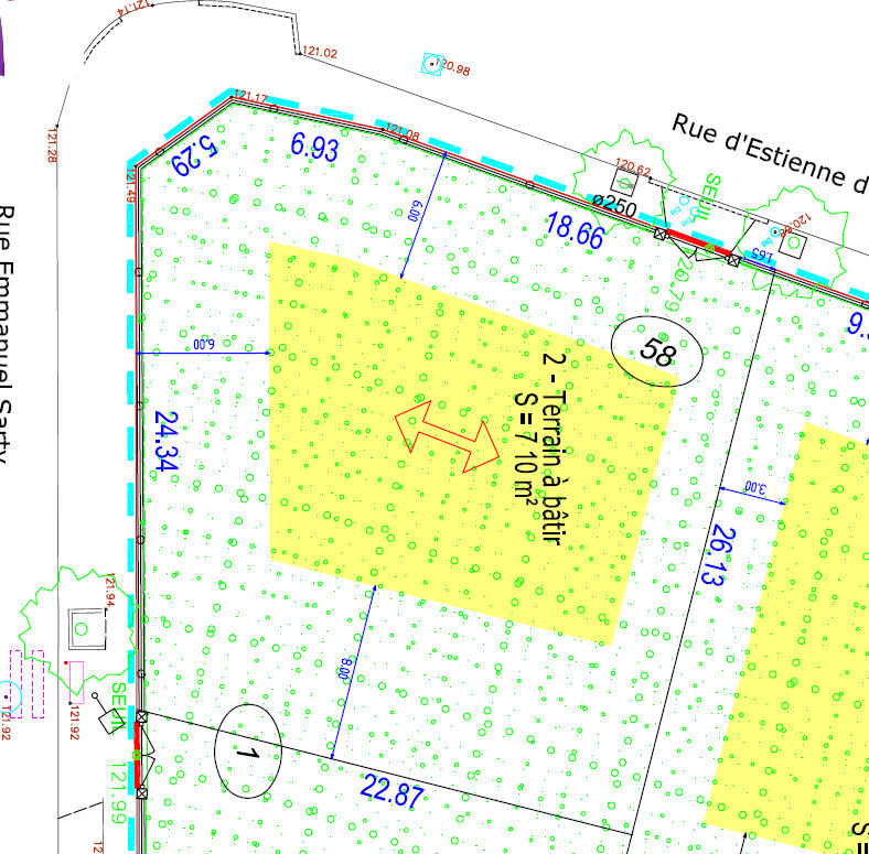 Terrain constructible - 710 m²
