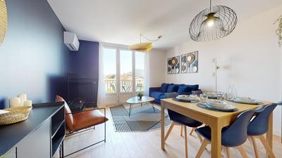 Appartement - 80 m² - 5 pièces