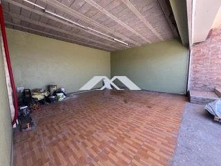 Maison traditionnelle - 105 m² - 7 pièces