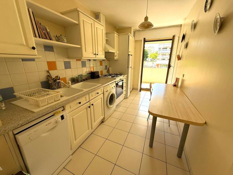 Appartement - 84 m² - 3 pièces