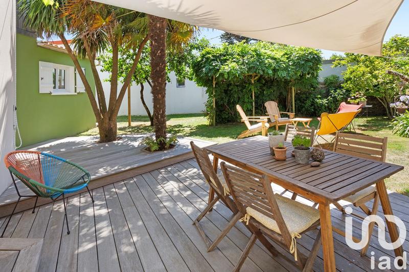 Maison - 168 m² - 8 pièces