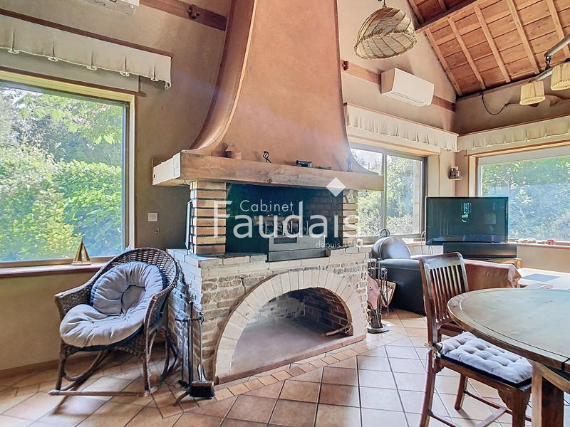 Maison - 160 m² - 5 pièces