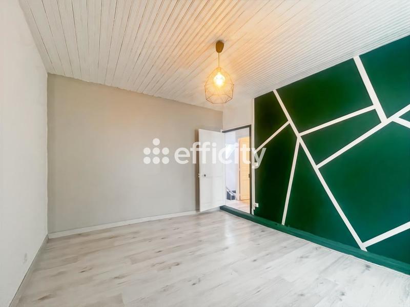 Maison de bourg - 72 m² - 5 pièces