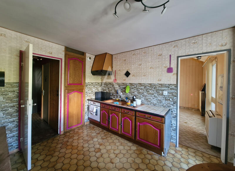 Maison - 96 m² - 4 pièces