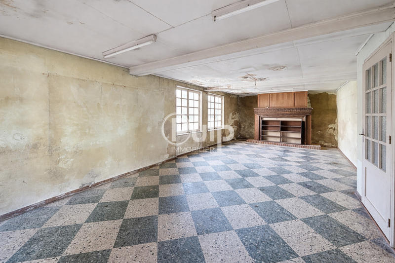 Local commercial - 176 m² - 8 pièces