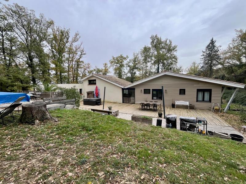 Maison - 165 m² - 5 pièces