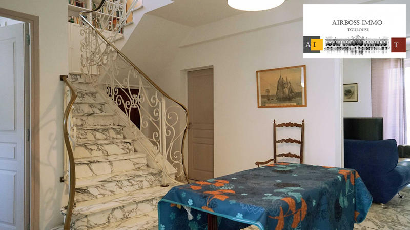 Maison - 181 m² - 8 pièces