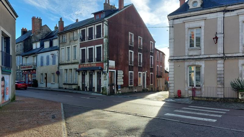 Immeuble - 136 m² - 3 pièces