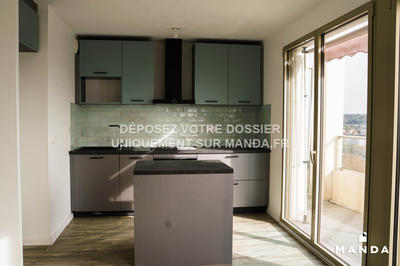 Appartement - 75 m² - 4 pièces