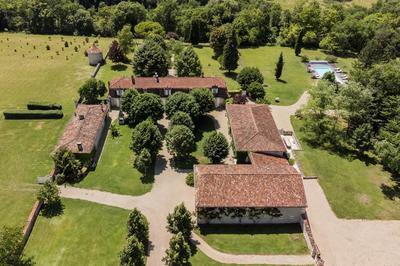 Maison - 509 m² - 12 pièces