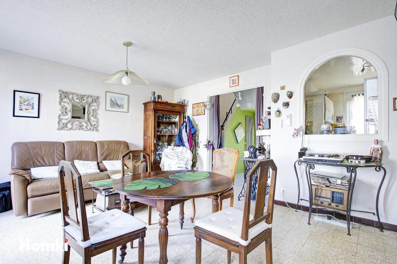 Maison - 102 m² - 5 pièces