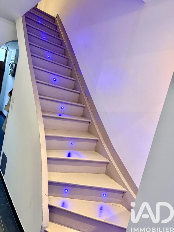 Maison - 97 m² - 6 pièces