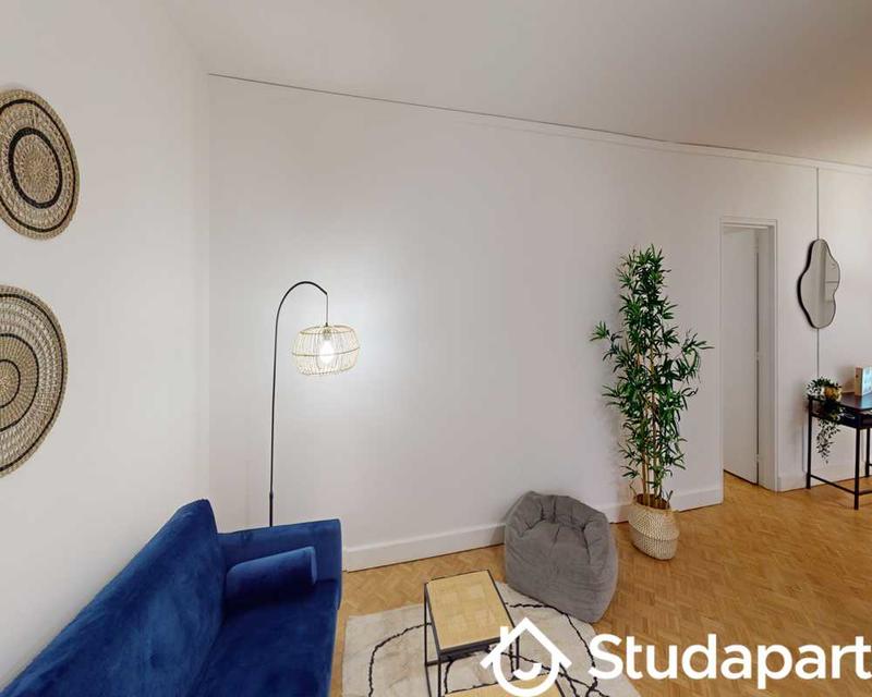 Chambre - 110 m² - 1 pièce