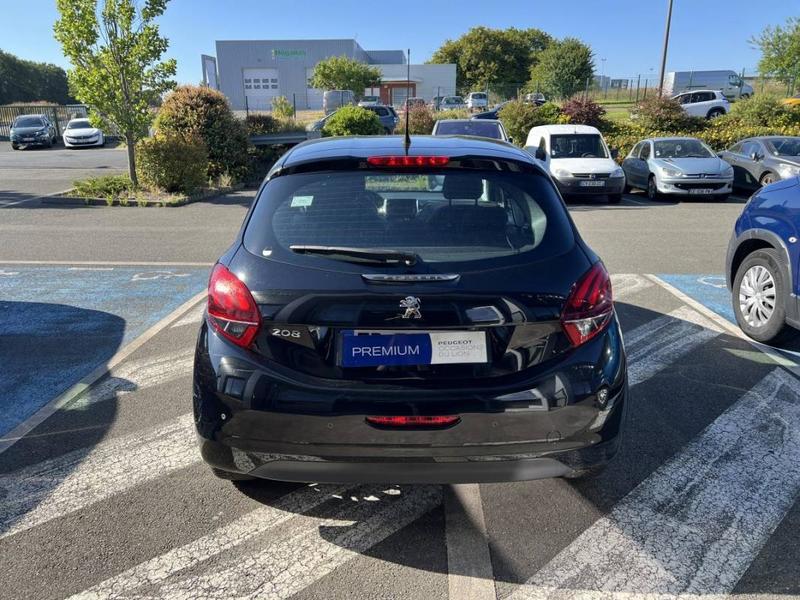 Peugeot 208 1.6 BlueHDi 100 Allure