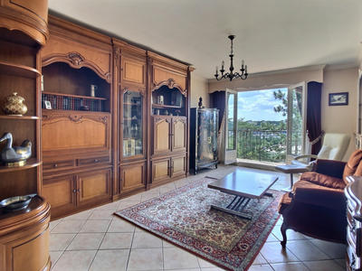 Appartement - 72 m² - 3 pièces