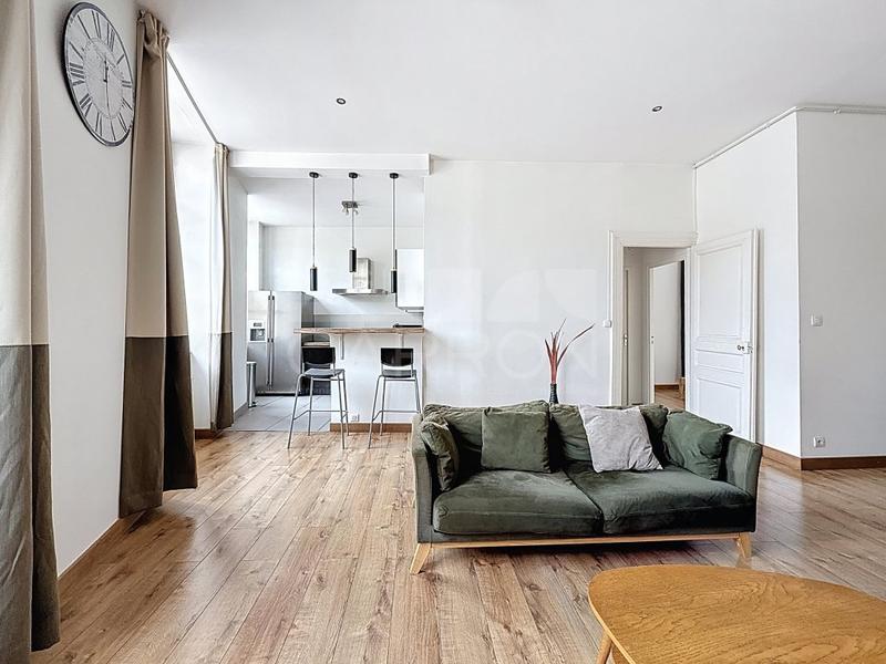 Appartement - 70 m² - 2 pièces