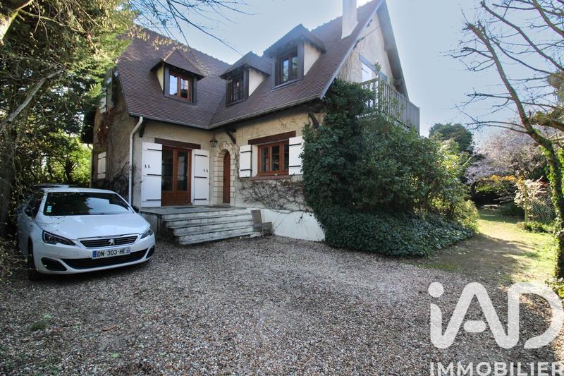 Maison - 189 m² - 8 pièces