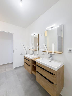 Villa - 111 m² - 5 pièces