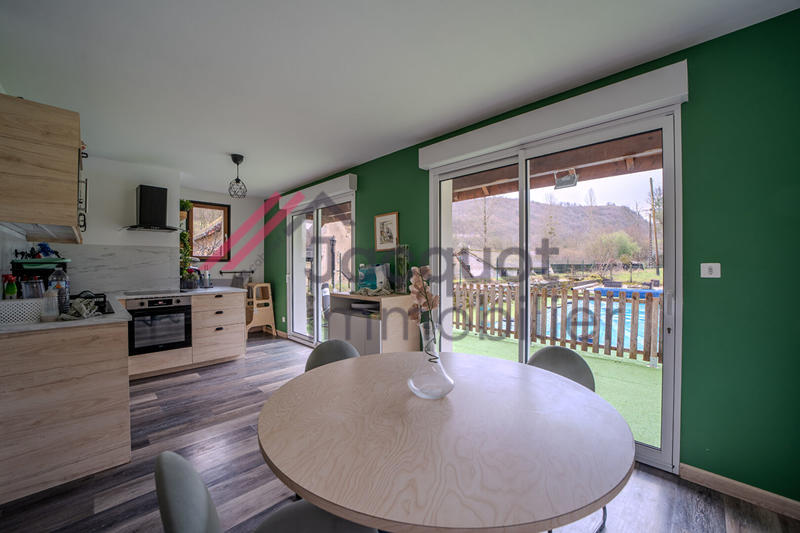 Maison - 143 m² - 6 pièces