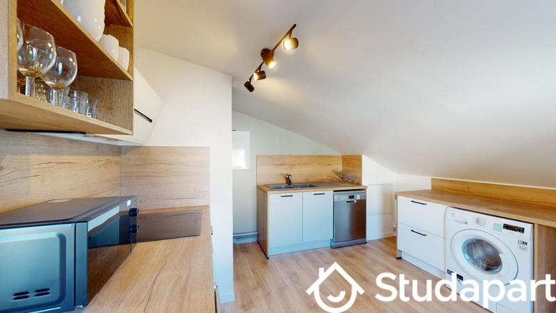 Chambre - 10 m² - 1 pièce