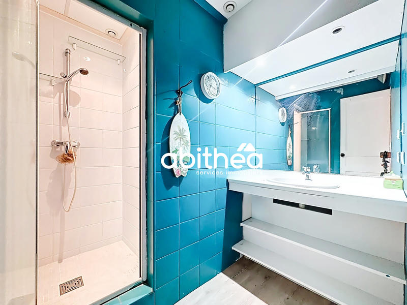 Appartement - 190 m² - 5 pièces