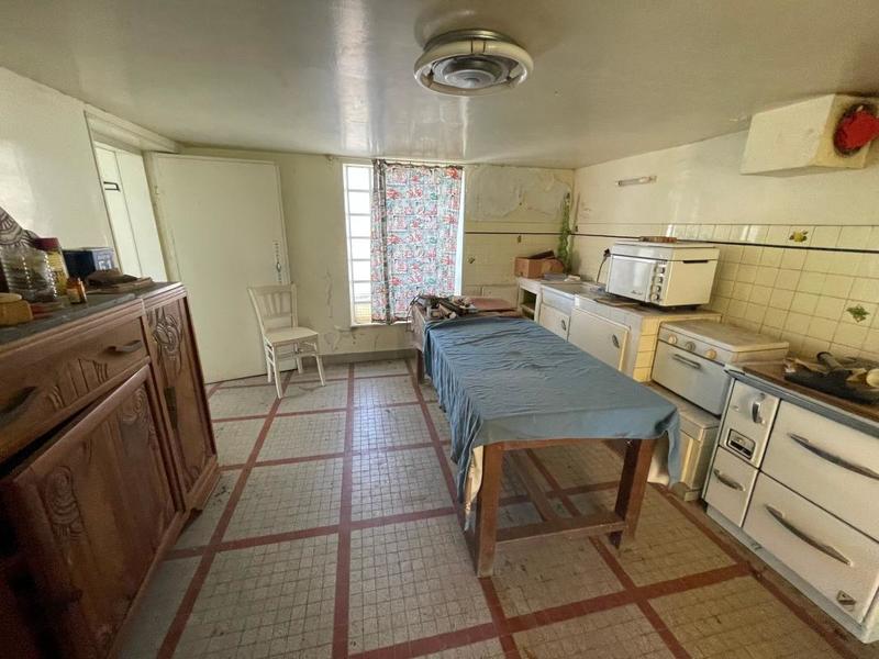 Maison - 200 m² - 6 pièces