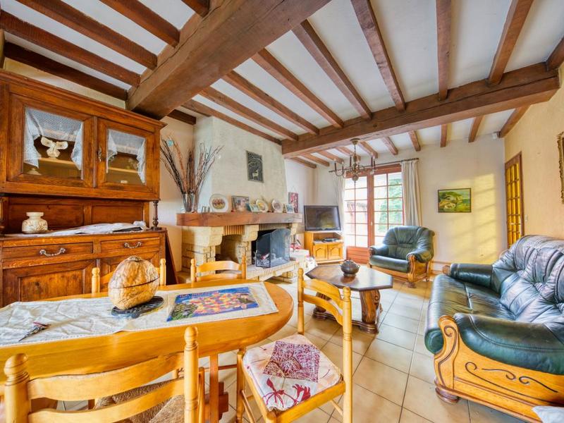 Pavillon - 210 m² - 7 pièces