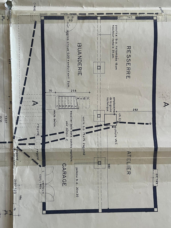 Maison - 90 m² - 4 pièces