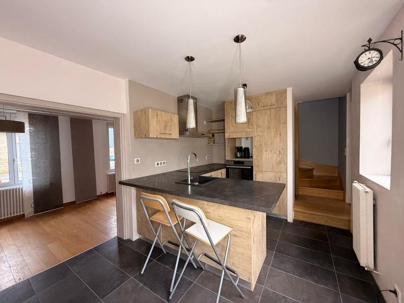 Maison - 90 m² - 3 pièces