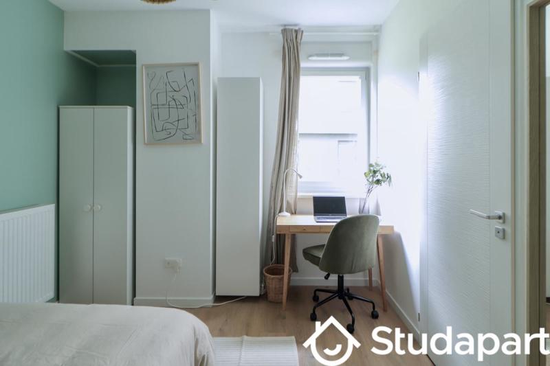 Chambre - 15 m² - 1 pièce